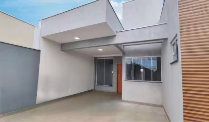 Casa à venda no Jd. Diamante em Maringá/PR com 89,59m² de construção e 3 quartos