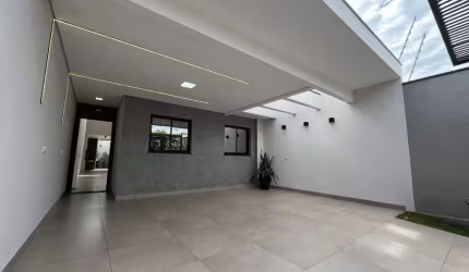 Casa à venda em Maringá, Jardim América, com 3 quartos, com 105 m²