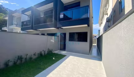 Casa à venda no bairro Ingleses do Rio Vermelho - Florianópolis/SC