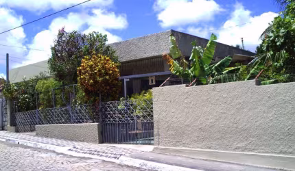 Casa com 4 dormitórios à venda, 140 m² por R$ 1.200.000,00 - Barro Vermelho - Natal/RN