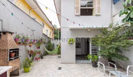 Casa com 4 quartos à venda na Rua Muniz de Sousa, --, Aclimação, São Paulo, 256 m2 por R$ 1.750.000