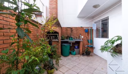 Casa com 3 quartos à venda na Rua Guapiaçu, --, Planalto Paulista, São Paulo, 244 m2 por R$ 1.700.000