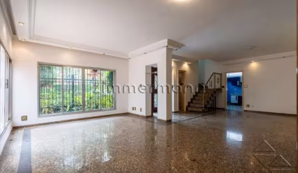 Casa com 3 quartos à venda na Avenida Itacira, --, Moema, São Paulo, 261 m2 por R$ 2.300.000