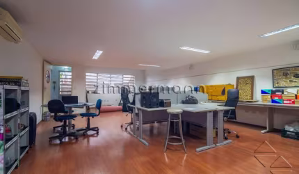 Casa comercial com 6 salas à venda na Rua Paracuê, --, Sumaré, São Paulo, 220 m2 por R$ 3.850.000