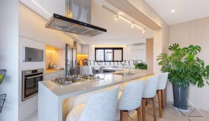 Apartamento com 3 quartos à venda na Rua Doutor José Maria Whitaker, --, Morumbi, São Paulo, 215 m2 por R$ 2.500.000