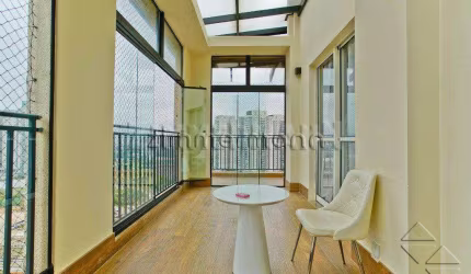 Apartamento com 3 quartos à venda na Rua Joaquim Ferreira, --, Água Branca, São Paulo, 246 m2 por R$ 4.320.000
