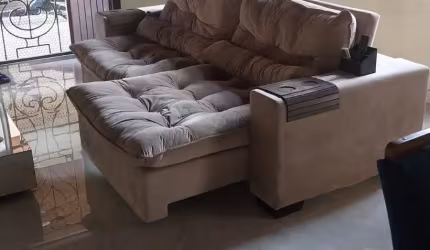Anny Cruz aluga linda casa na Cidade Nova próximo a praça da Bíblia