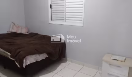 LUC Aluga Apartamento 42m² - 2 dormitórios - Mobiliado - Parque Esperança - Zona Leste - São José dos Campos.