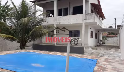 Casa  na praia de Carapibus com 3 quartos Sendo 1 suíte e piscina