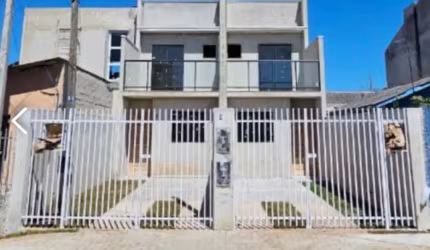 Sobrado com no Ganchinho com edícula R$ 470.000,00