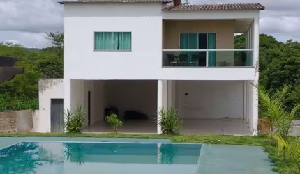 CHÁCARA 1HA - 10.000m² NA PONTE ALTA SUL + CASA SEDE COM PISCINA + 2 CASAS