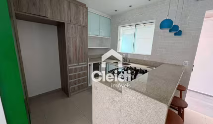 Casa com 3 dormitórios para alugar, 93 m² por R$ 4.040,00/mês - Bom Retiro - Joinville/SC