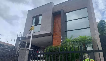 Casa com 3 dormitórios à venda, 175 m² por R$ 1.590.000 - Floresta - Joinville/SC