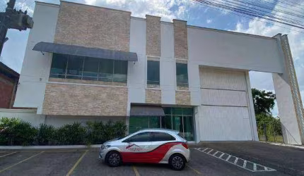 Galpão para alugar, 610 m² por R$ 18.300,00/mês - Costa e Silva - Joinville/SC