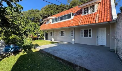 CASA  QUATRO BARRAS - PR