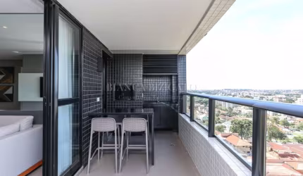 Apartamento com Varanda Gourmet e 3 Vagas No Bacacheri!