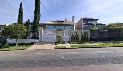 Casa Espetacular no Jardim Schaffer com 733m², vista para o Bosque Alemão!