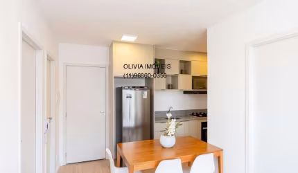 Apartamento mobiliado com 38mts, 2 dormitórios, varanda, em Moema ao lado do Metrô Eucaliptos.