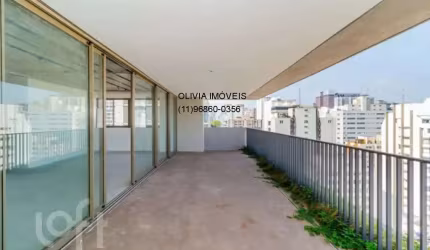 Apartamento com 240Mts com 3 Suítes, amplo terraço,  hall privativo, 3 vagas no Jardim América