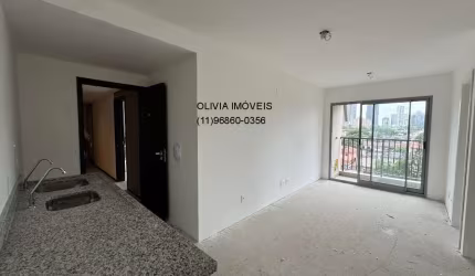 Apartamento a venda com 40mts, 2 quartos, 1 wc, terraço, na Vila Cordeiro ao lado da estação do monotrilho