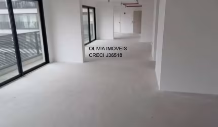 Sala conjunto comercial a venda com 131Mts, 2 banheiros, terraço e 2 vagas na Vila Mariana.