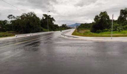 Terreno 250m²  - Forquilhas - 8391