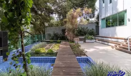Cobertura 1 dorm Itacorubi 8326