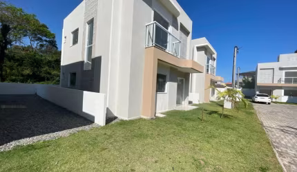 Casa a venda 4 suítes com closet, piscina, 110m², Horto Paralela