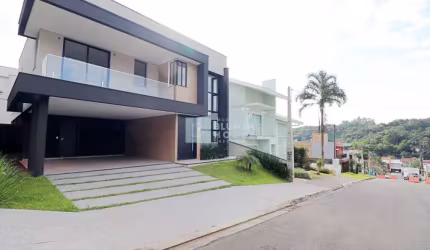 Casa com 4 quartos à venda no Itoupava Central, Blumenau , 323 m2 por R$ 2.095.000