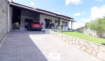 Casa com 3 quartos à venda no Fortaleza Alta, Blumenau , 174 m2 por R$ 659.000