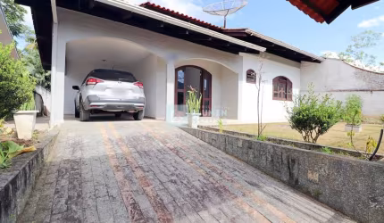 Casa com 3 quartos à venda no Passo Manso, Blumenau  por R$ 630.000