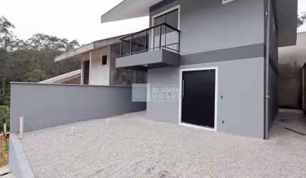Casa com 3 quartos à venda no Tribess, Blumenau , 130 m2 por R$ 490.000