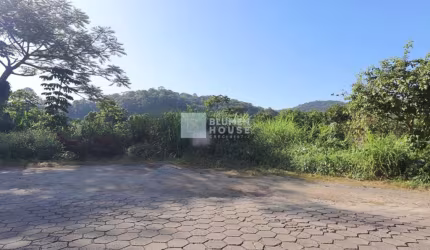 Terreno à venda no Itoupava Norte, Blumenau , 716 m2 por R$ 290.000