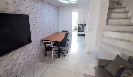Sobrado  Reformado, à Venda no City Jaraguá,  2 dormitórios,  1 vaga