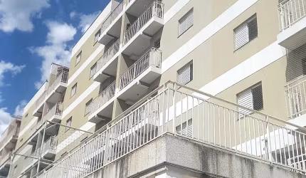 Apartamento à Venda Franco da Rocha, próximo ao Centro, 2 dormitórios, 1 vaga para Moto, com sacada