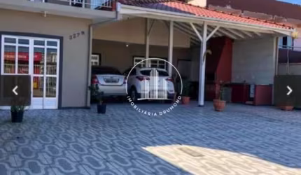 Casa com 3 quartos em Ponte do Imaruim - Palhoça