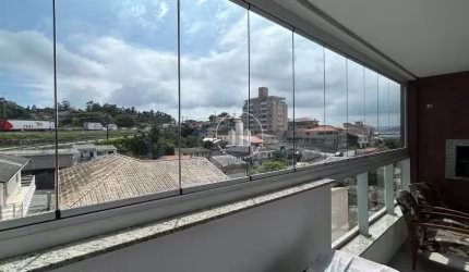 Apartamento em Praia Comprida - São José