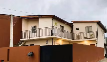 Casa 4 Quartos 140m² - Serraria
