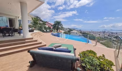 Casa em Bosque das Mansões - São José