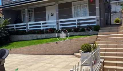 Casa 3 Dormitórios, Sendo 2 Suítes