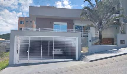 Casa 3 Quartos com 1 Suíte e 200m² - São Sebastião