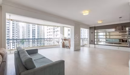 Apartamento tipo para venda com 3 quartos, sendo 3 suítes, 198m²