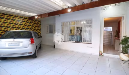 Casa tipo para venda com 3 quartos, sendo 1 suíte, 179m²