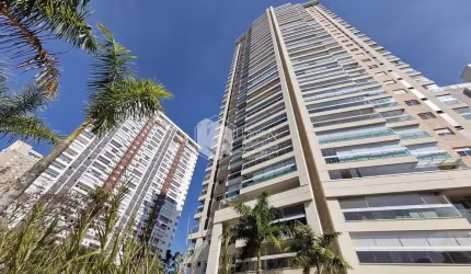 Apartamento tipo para venda com 3 quartos, sendo 3 suítes, 240m²