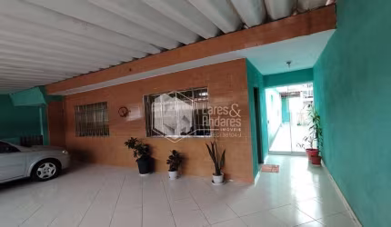 Casa tipo para venda com 5 quartos, sendo 1 suíte, 283m²