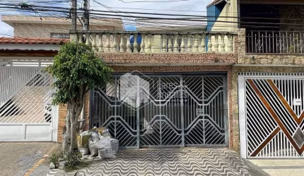 Sobrado para venda com 3 quartos, 215m²