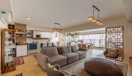 Apartamento tipo para venda com 3 quartos, sendo 3 suítes, 150m²