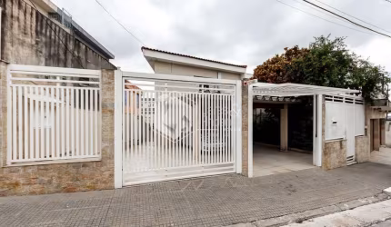 Sobrado para venda com 3 quartos, sendo 1 suíte, 110m²