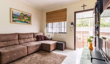 Casa tipo para venda com 2 quartos, sendo 2 suítes, 104m²