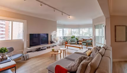 Apartamento tipo para venda com 3 quartos, sendo 3 suítes, 225m²
